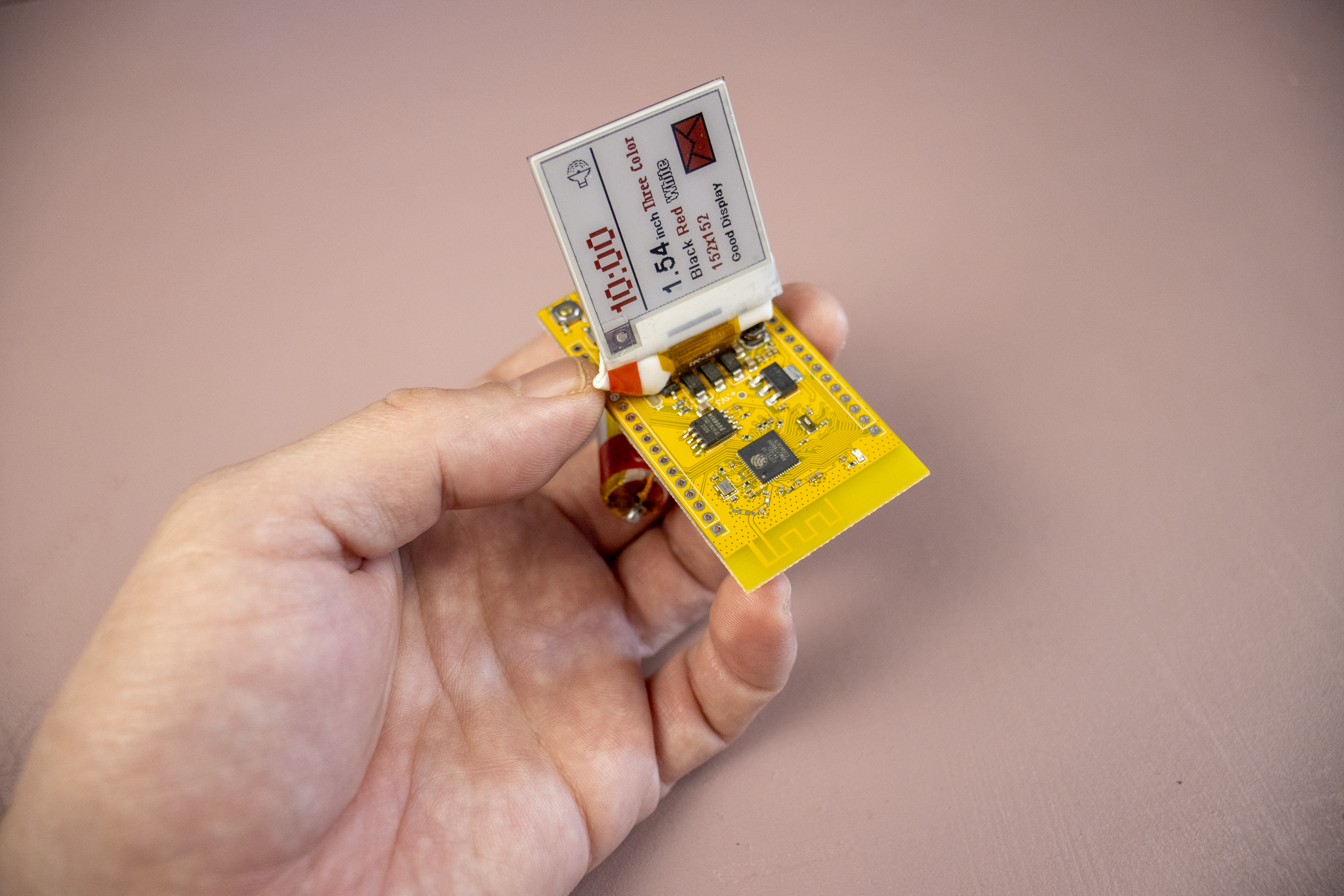 Ducky Board — assembled PCB with 1.52" e-ink display